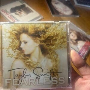 Taylor Swift fearless cd interest check